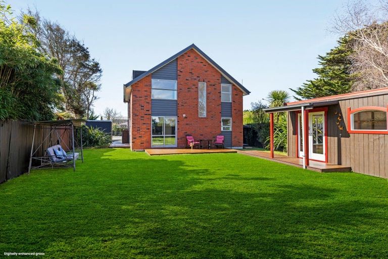 Photo of property in 121 Park Terrace, Waikuku Beach, 7473