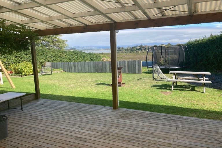 Photo of property in 365 Ngatai Road, Bellevue, Tauranga, 3110