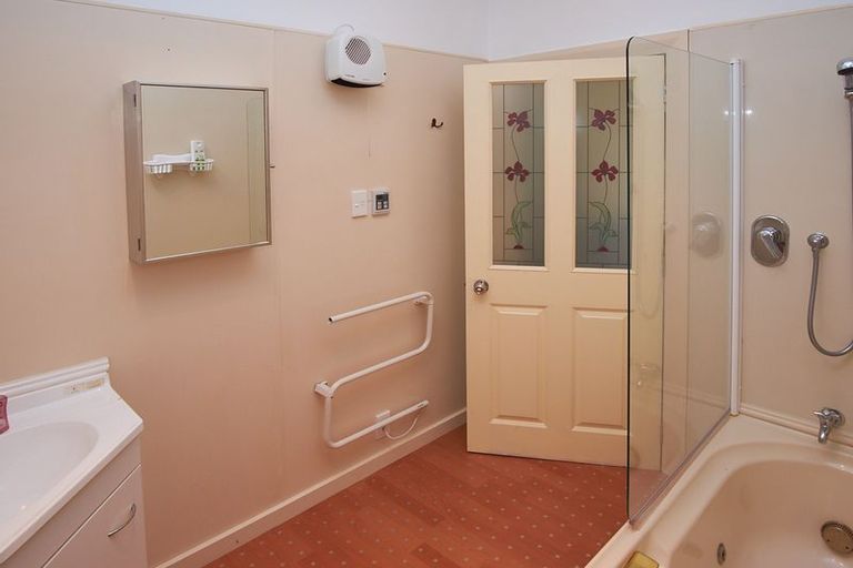 Photo of property in 33 Wilson Street, Geraldine, 7930