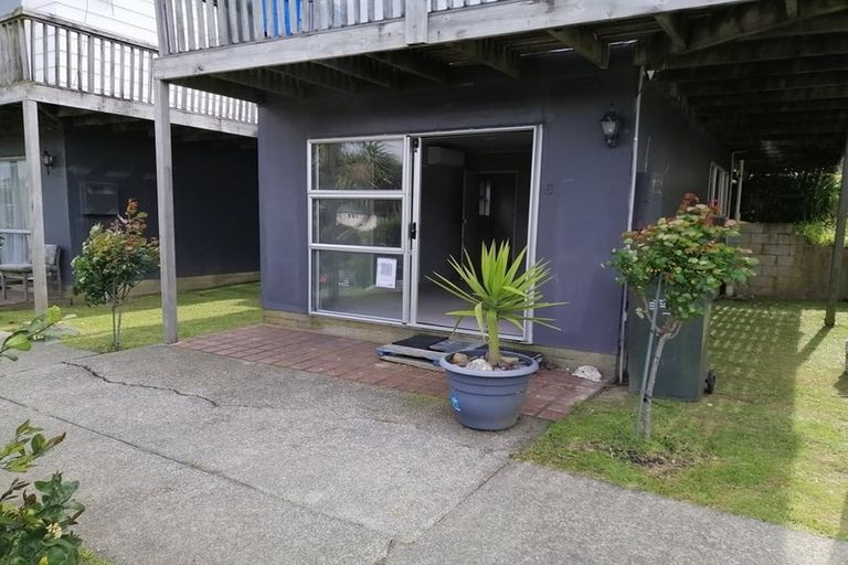 Photo of property in 8/51 Dimock Street, Titahi Bay, Porirua, 5022