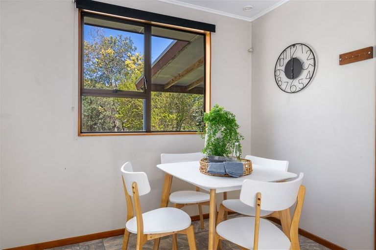 Photo of property in 80 Hawkesbury Road, Hawkesbury, Blenheim, 7272