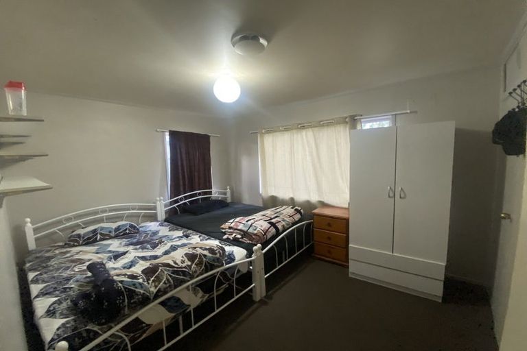 Photo of property in 22 Cherry Tree Place, Massey, Auckland, 0614