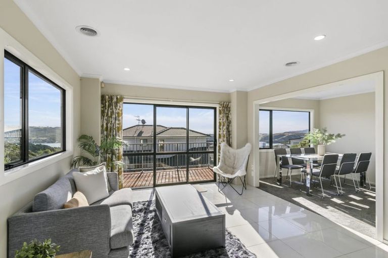 Photo of property in 19 Milford Street, Aotea, Porirua, 5024