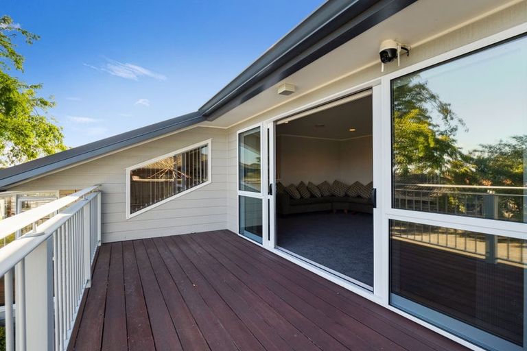 Photo of property in 16 Frisken Place, Lynmore, Rotorua, 3010