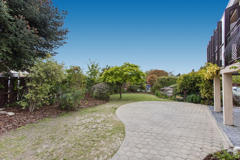 Photo of property in 2 Kamaka Crescent, Bridge Hill, Alexandra, 9320