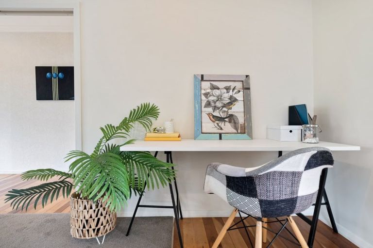 Photo of property in 13 Vardon Road, St Andrews, Hamilton, 3200