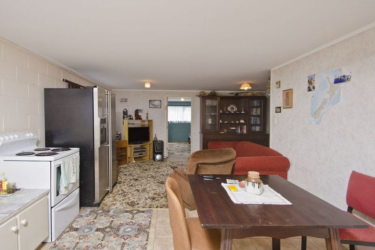 Photo of property in 1228 Papamoa Beach Road, Papamoa Beach, Papamoa, 3118