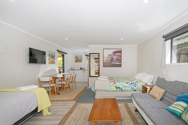 Photo of property in 13 Albert Street, Whitianga, 3510