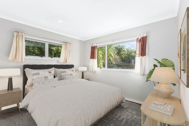 Photo of property in 6 Routeburn Avenue, Aotea, Porirua, 5024