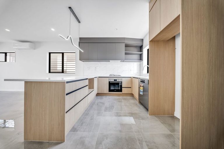 Photo of property in 4 Tukauri Place, Papakura, 2110