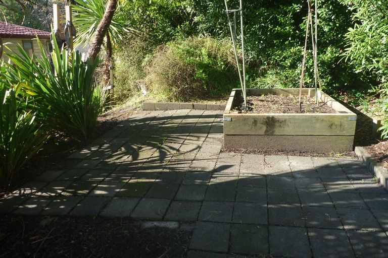Photo of property in 16 Catrina Avenue, Birkenhead, Auckland, 0626
