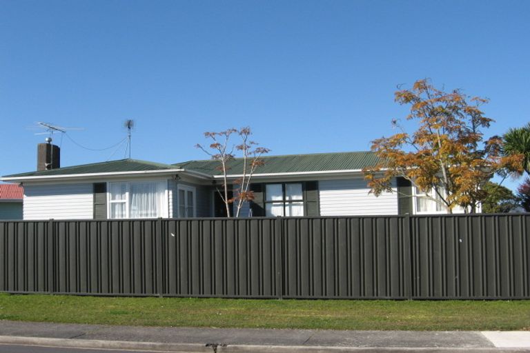 Photo of property in 26 President Avenue, Papakura, 2110