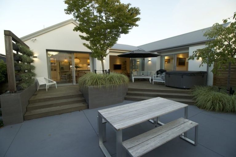 Photo of property in 587 Madras Street, St Albans, Christchurch, 8014