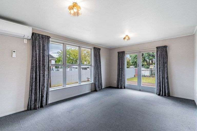 Photo of property in 17 Sword Street, Gore, 9710