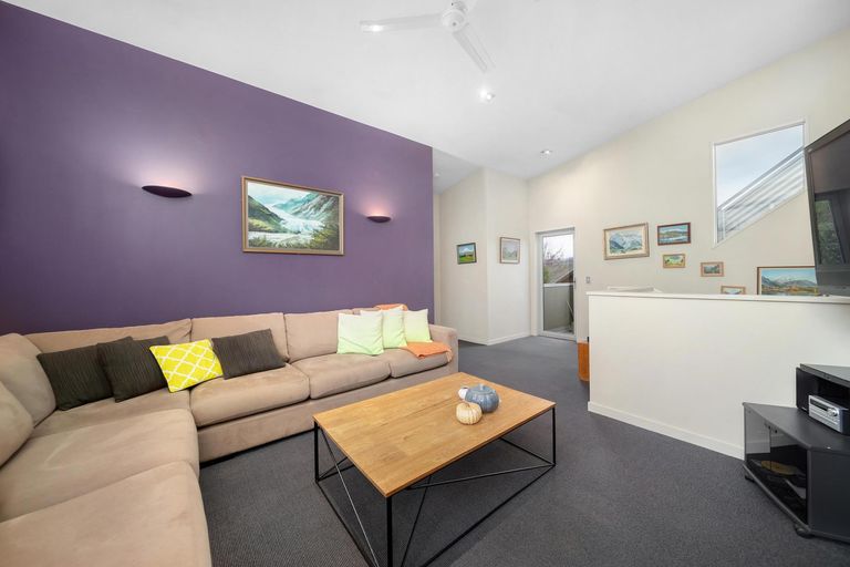 Photo of property in 31a Kings Drive, Wanaka, 9305