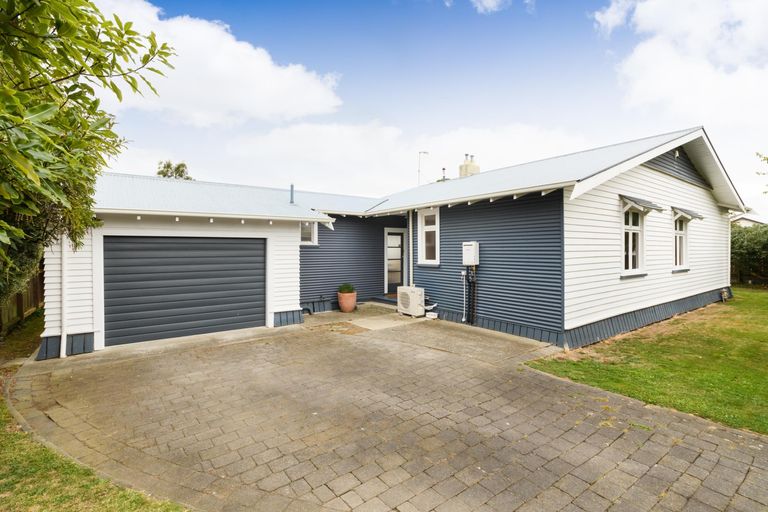 Photo of property in 48 Limbrick Street, Terrace End, Palmerston North, 4410