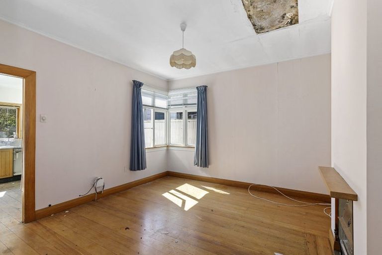 Photo of property in 5 Oriental Street, Petone, Lower Hutt, 5012