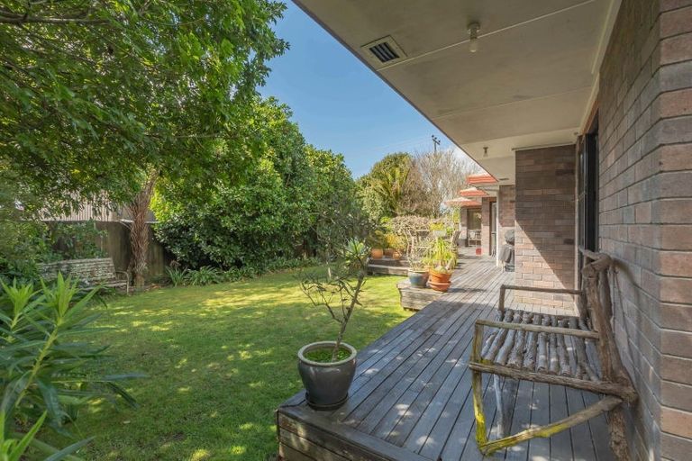 Photo of property in 36 North Road, Clevedon, Papakura, 2582