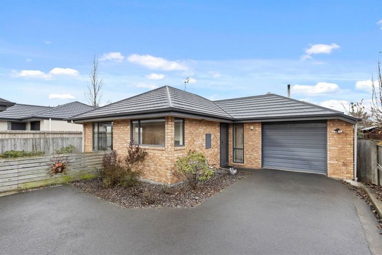 Photo of property in 5/42 Sawyers Arms Road, Northcote, Christchurch, 8052