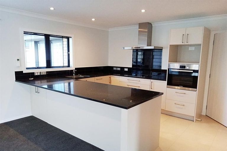 Photo of property in 92 Powells Road, Fairview Downs, Hamilton, 3214