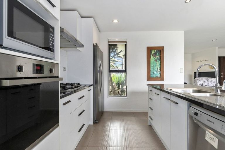 Photo of property in 10 Barwick Place, Huntington, Hamilton, 3210