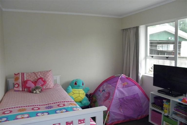 Photo of property in 112 Cunningham Crescent, Grasmere, Invercargill, 9810