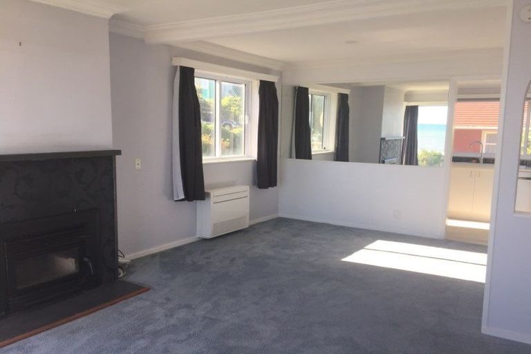 Photo of property in 77 The Parade, Paekakariki, 5034