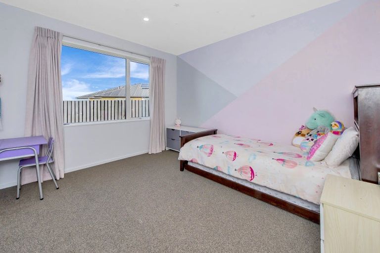 Photo of property in 9 Dundee Close, Darfield, 7510