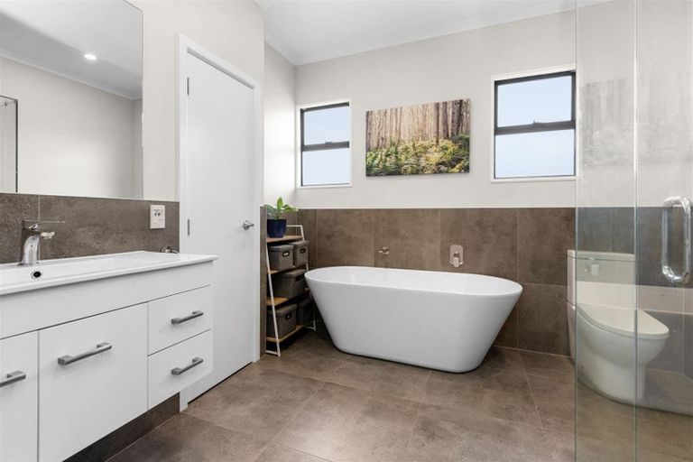 Photo of property in 207 Caroline Place, Mayfair, Hastings, 4122