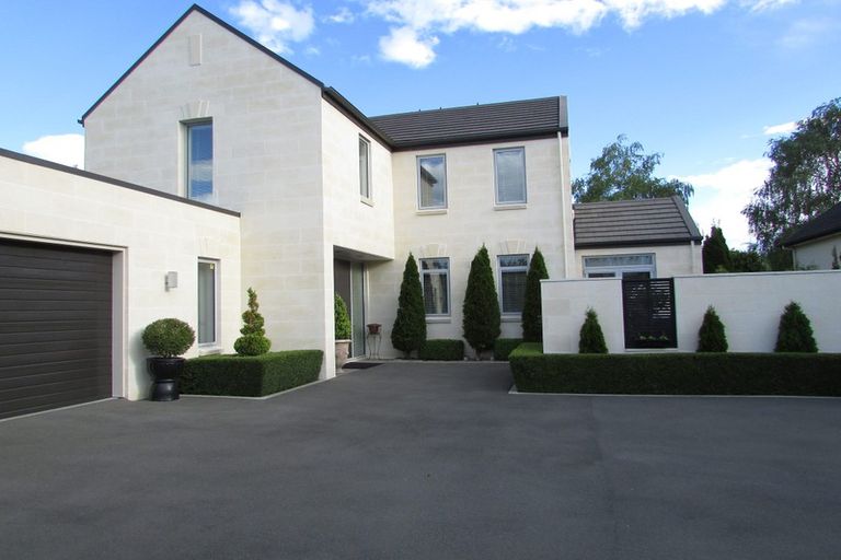 Photo of property in 32 Birkdale Drive, Shirley, Christchurch, 8061