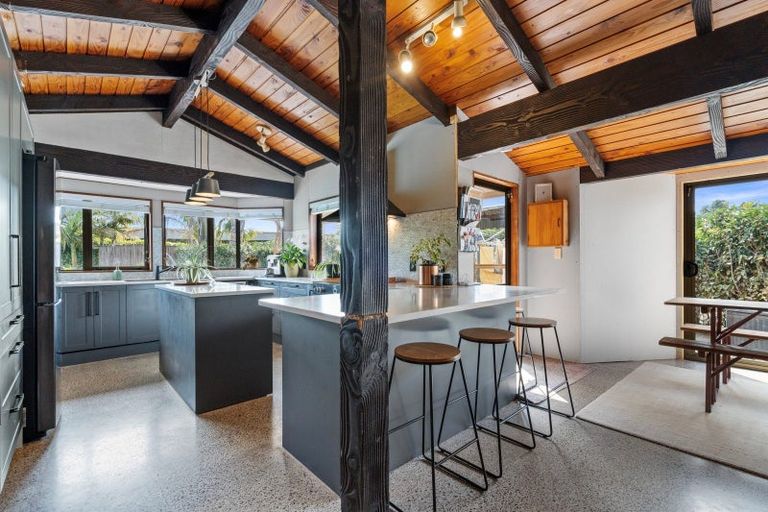 Photo of property in 315 Manoeka Road, Te Puke, 3183