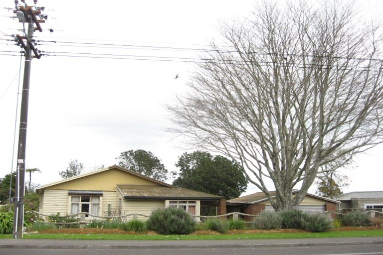 Photo of property in 276 Tukapa Street, Hurdon, New Plymouth, 4310