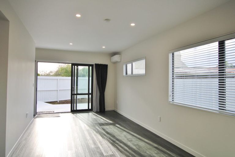 Photo of property in 8/3 Abbotleigh Avenue, Te Atatu Peninsula, Auckland, 0610