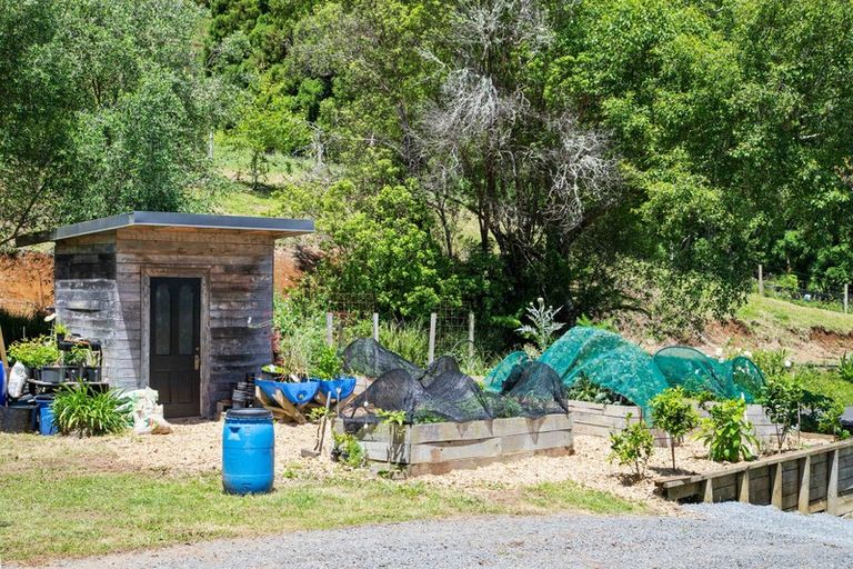 Photo of property in 865 Waikaretu Valley Road, Glen Murray, Tuakau, 2695