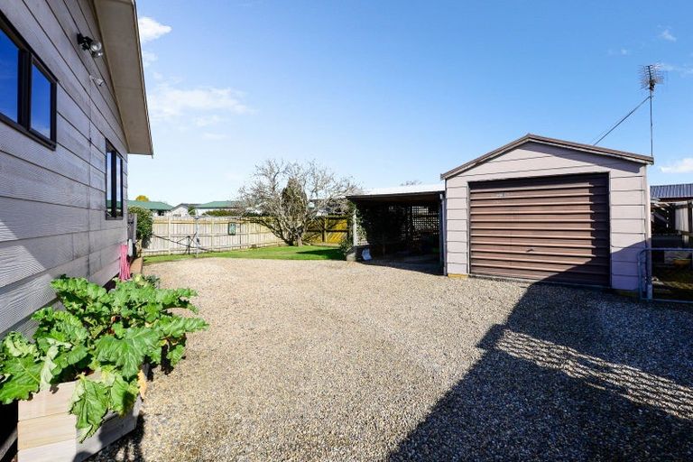 Photo of property in 9 Pringle Place, Nawton, Hamilton, 3200