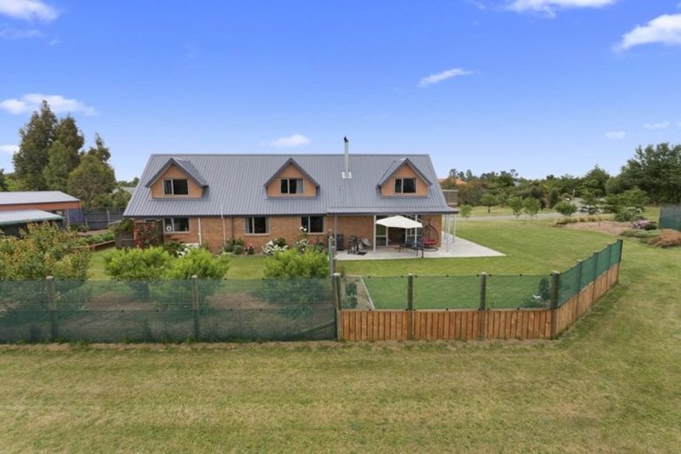 Photo of property in 25 Piako Drive, Darfield, 7571