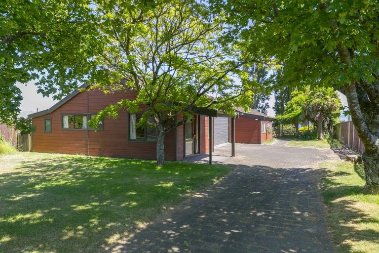 Photo of property in 63 Wharewaka Road, Wharewaka, Taupo, 3330