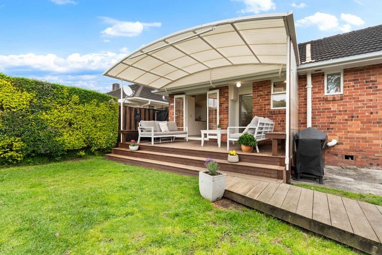 Photo of property in 71 Wallace Road, Mangere Bridge, Auckland, 2022