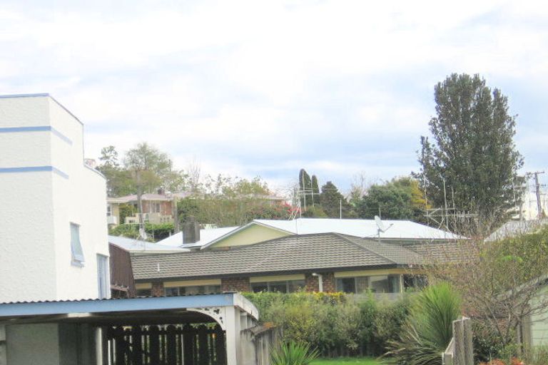 Photo of property in 32 Bellevue Road, Brookfield, Tauranga, 3110