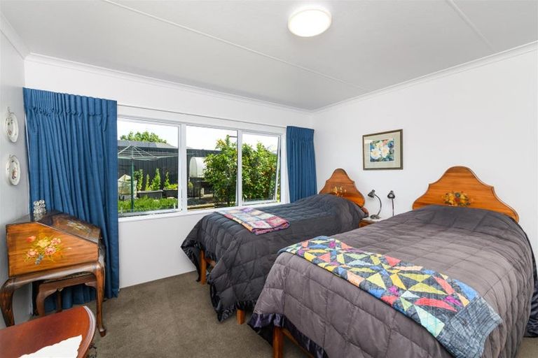 Photo of property in 17 Barnett Drive, Marton, 4710