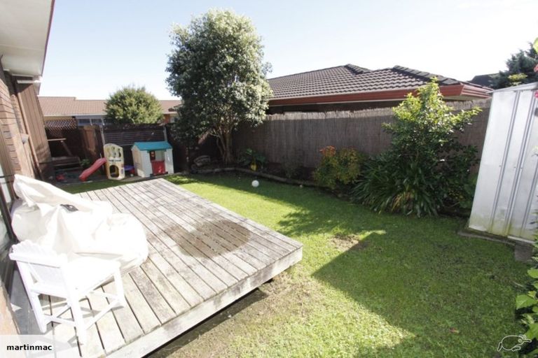 Photo of property in 1/79 Aberfeldy Avenue, Highland Park, Auckland, 2010
