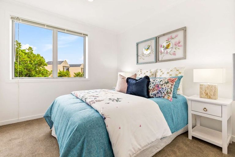 Photo of property in 36 Gunner Drive, Te Atatu Peninsula, Auckland, 0610