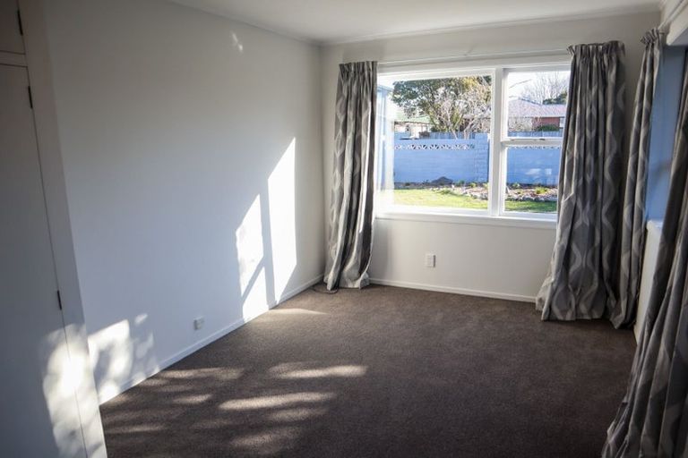 Photo of property in 38 Dunster Street, Burnside, Christchurch, 8053