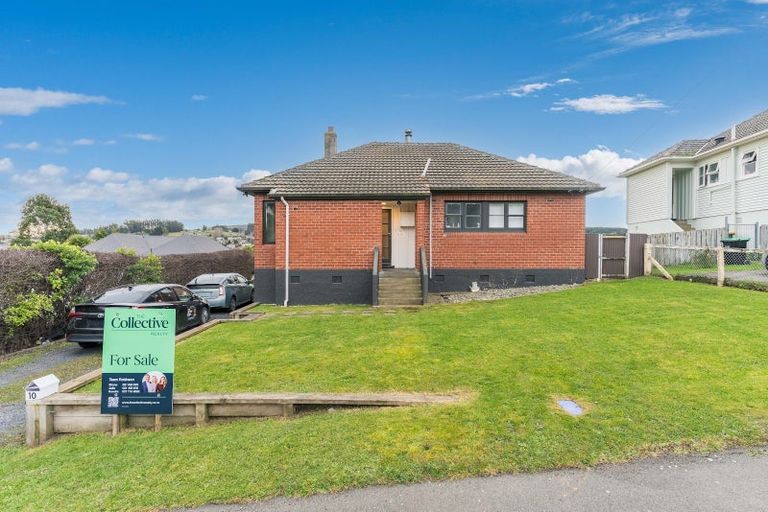 Photo of property in 10 Derby Street, Green Island, Dunedin, 9018