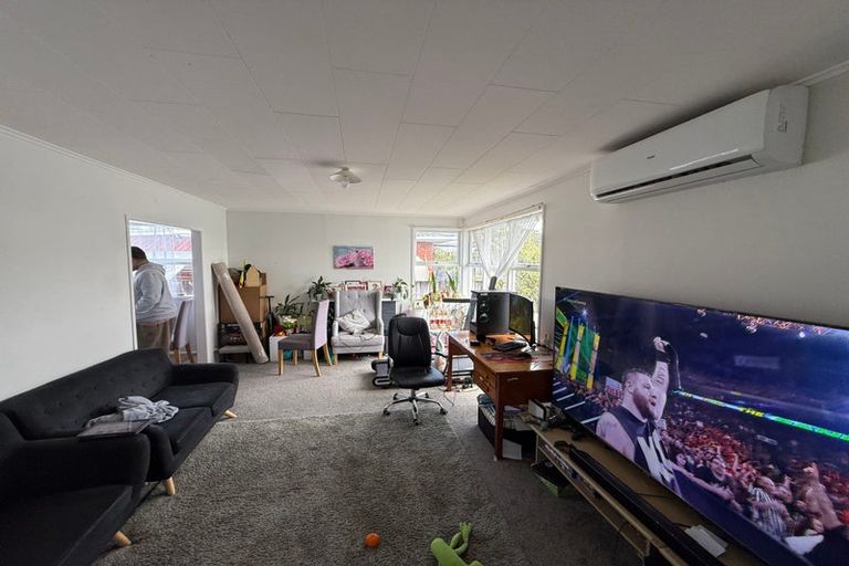 Photo of property in 8 Appleby Place, Mangere East, Auckland, 2024