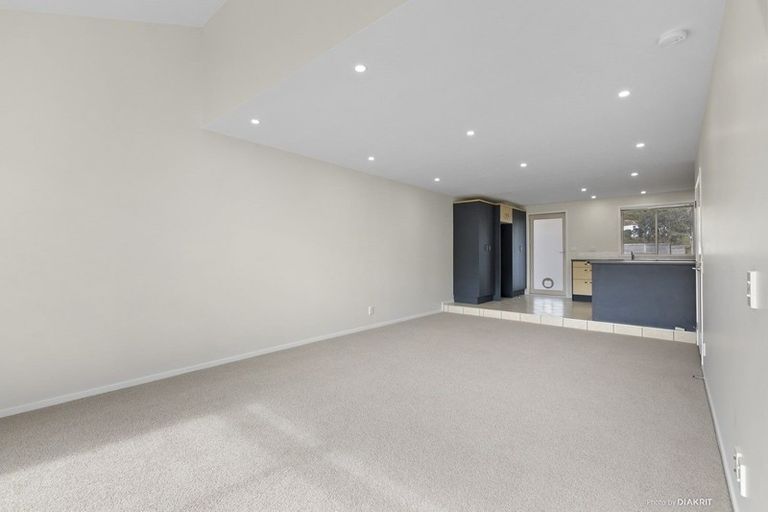 Photo of property in 3 Allington Road, Karori, Wellington, 6012