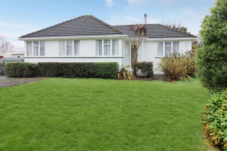 Photo of property in 3 Redfern Street, Dannevirke, 4930