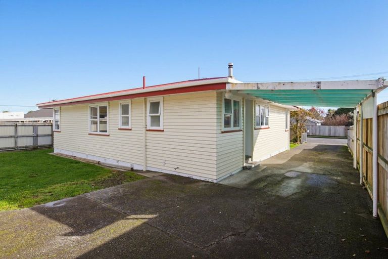 Photo of property in 14 Dittmer Street, Otaki, 5512