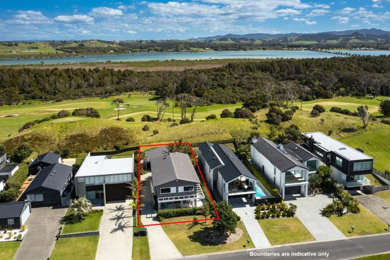 Photo of property in 36 Mangatawhiri Road, Omaha, 0986