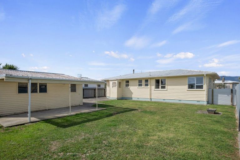 Photo of property in 34 Perth Street, Levin, 5510